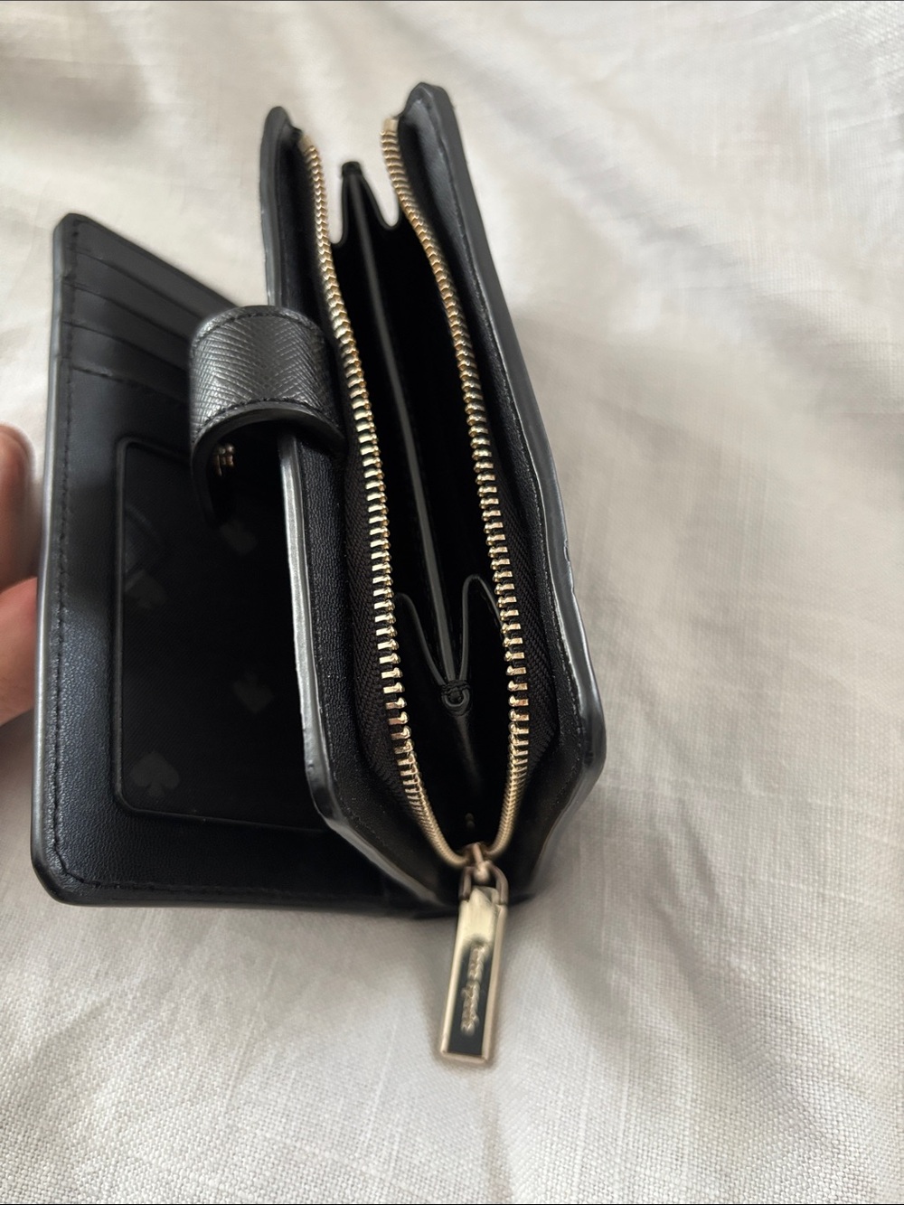Kate Spade Black Staci Medium Compact Bifold Wallet Saffiano - Picture 3 of 8